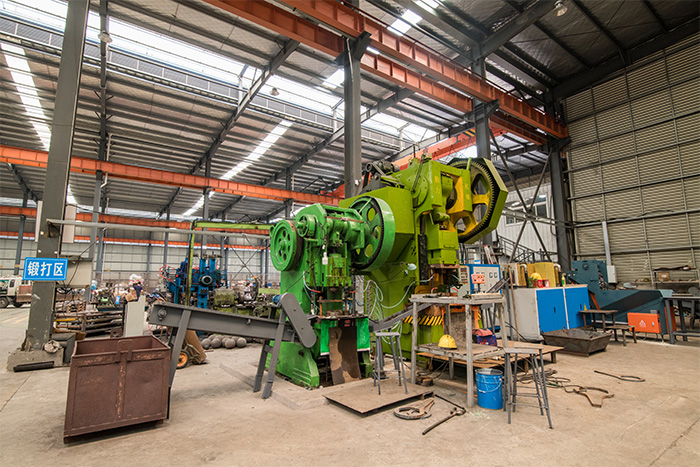 奎屯网架配件-锥头加工车间